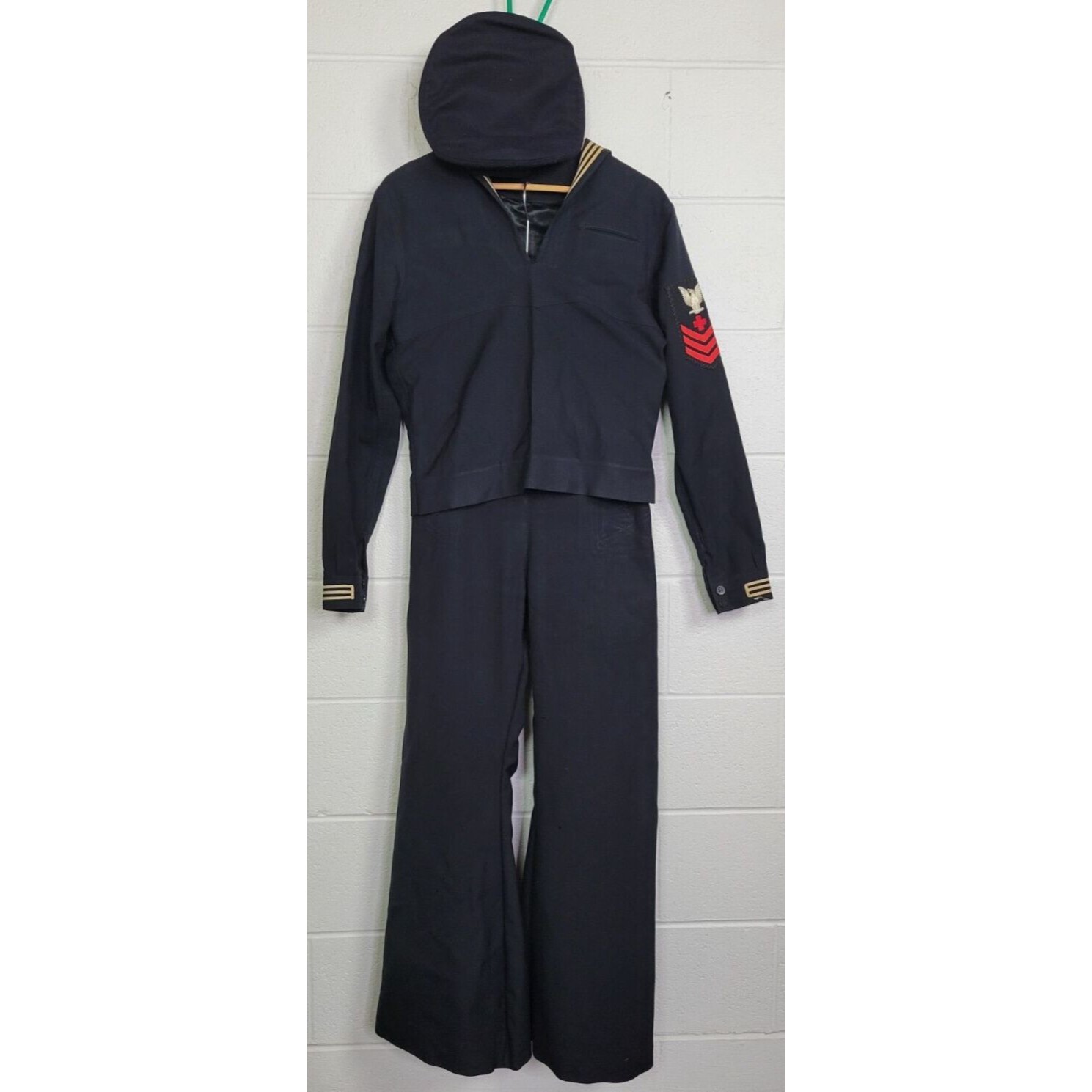 Wwii Us Navy Uniform Jumper Pants & Hat Pharmacist Mate 1st Class Corpsman Named